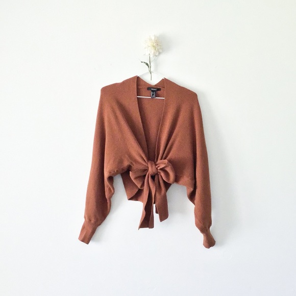 Forever 21 Tops - Forever 21 Knotted Crop Sweater